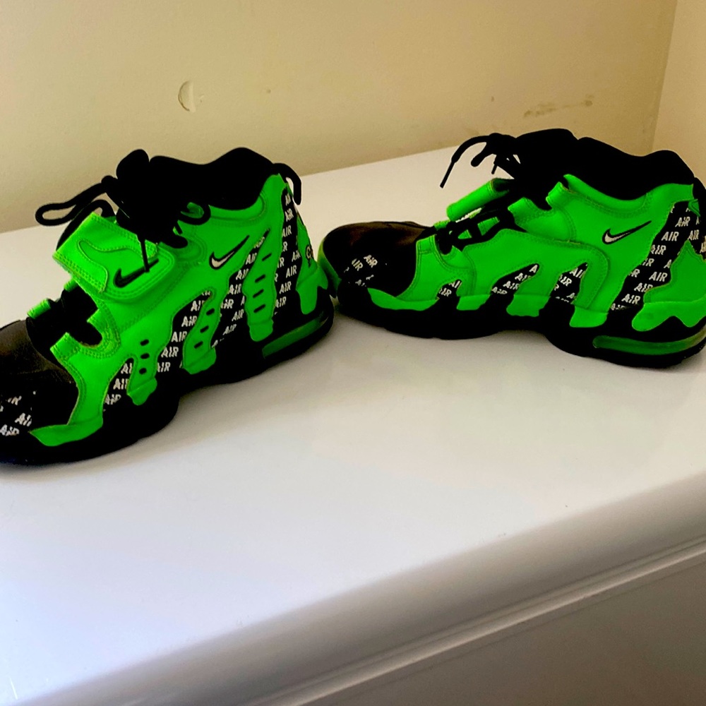 Nike Diamond turf 9.5